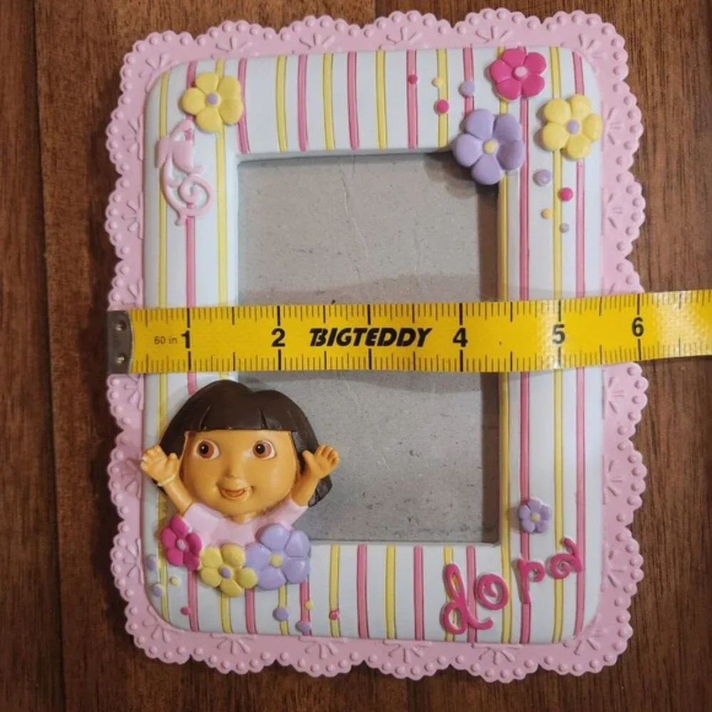 Vintage Dora the‎ Explorer Pink Striped 3D Flower Picture Frame Viacom
